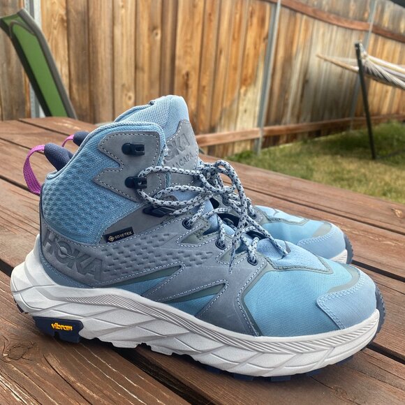 NEW - Hoka Anacapa Mid GTX - Women's size 9 - Picture 1 of 4